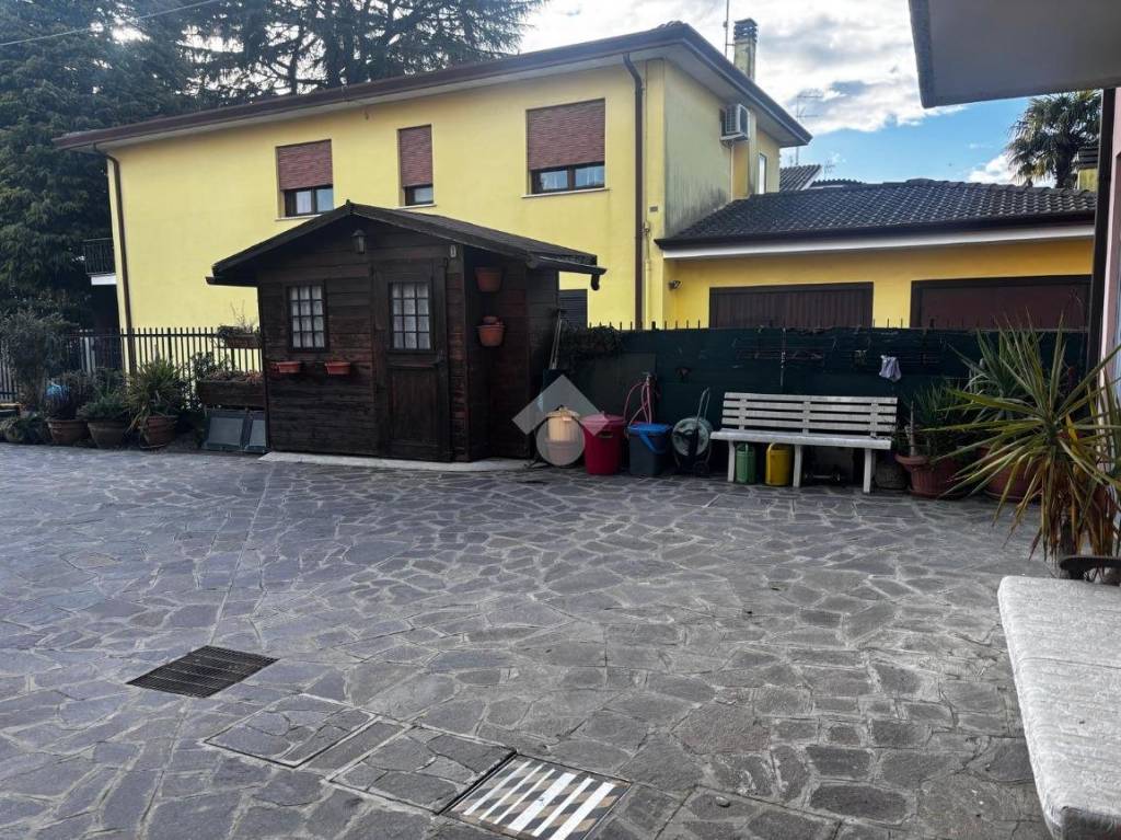 immagine annuncio 1 di 15