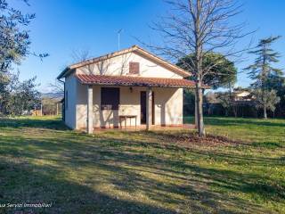 Villa in vendita a giove strada della luna piena