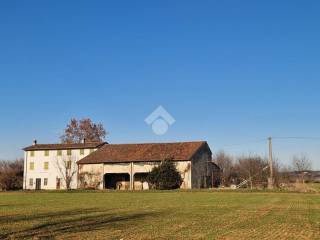 Rustico in vendita a medole 