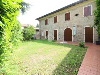 Casa indipendente in affitto a parma 