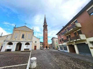 Appartamento in vendita a copparo piazza giovanni xxiii, 5