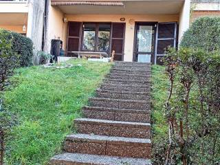 Villa a schiera in in vendita da privato a mercallo via clerici, 165