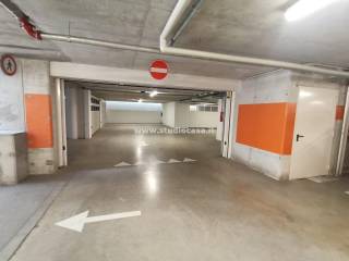 Garage in vendita a rovereto 