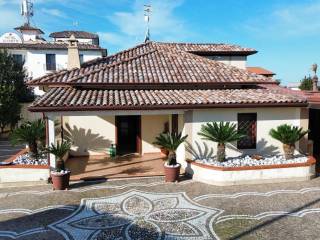 Villa in affitto a giugliano in campania via san nullo, 105