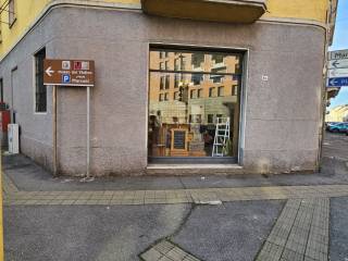 Negozio in affitto a cremona via arcangelo ghisleri