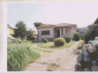 Villa in in vendita da privato a varano borghi via giovane italia, 1