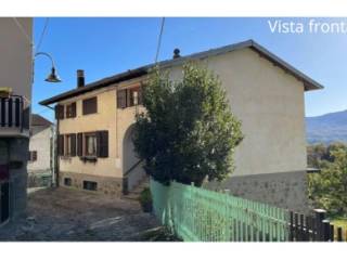 Villa in in vendita da privato a ventasso via nismozza, 87