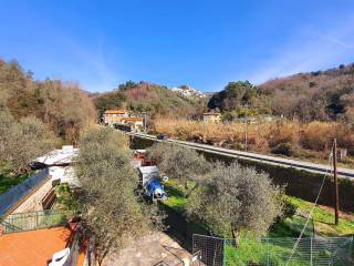 Villa bifamiliare in vendita a sarzana via falcinello