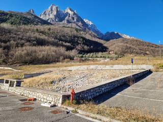 Terreno residenziale in vendita a losine 