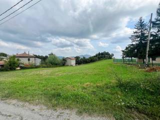 Terreno residenziale in vendita a castelnovo ne' monti via casale