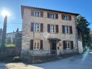 Casa indipendente in vendita a borgo a mozzano strada comunale di valdottavo, 0