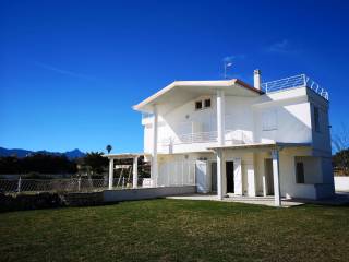 Villa bifamiliare in in affitto da privato a san felice circeo 