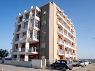 Appartamento in vendita a termoli via mar mediterraneo, 44, 86039 termoli cb, italia