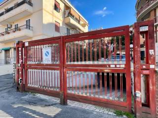 Garage in vendita a roma via della pisana, 145