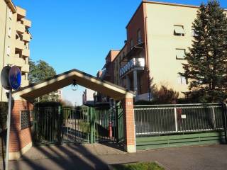 Garage in affitto a muggiò via robecchi, 6