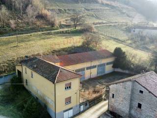 Cascina in vendita a cassinasco regione saliceta