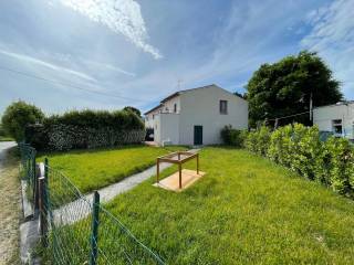 Casa indipendente in affitto a pistoia via di bargi, 53