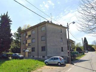 Appartamento all'asta a besana in brianza via francesco lovati , 43