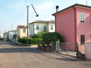 Villa in in vendita da privato a ceregnano via gioacchino rossini, 38