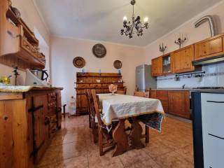 Casa indipendente in vendita a casale monferrato via vittorio alfieri, 32