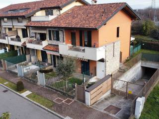 Villa a schiera in vendita a capriate san gervasio 