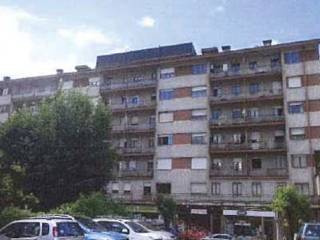 Magazzino all'asta a sondrio via mazzini, 23