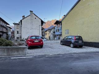 Posto auto in vendita a ornavasso via andrea oliva, 45