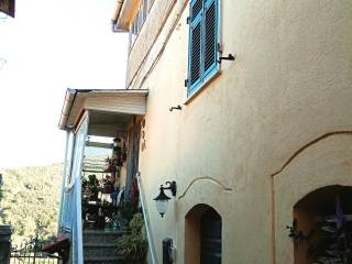 Casa indipendente in vendita a lerici 