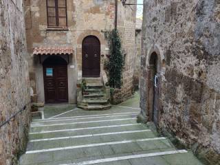 Casa indipendente in vendita a pitigliano vicolo del tiranno