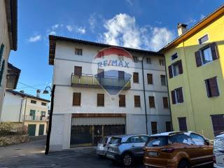 Negozio in vendita a borgo valbelluna via vittorino da feltre, 1