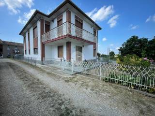 Casa indipendente in vendita a montegrosso d'asti via santo stefano, 82