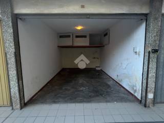 Garage in affitto a palermo via g. sciuti, 81