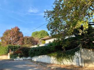 Villa in in vendita da privato a malnate via monte generoso, 4