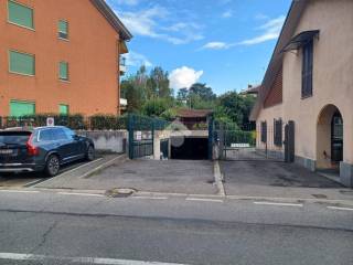 Garage in vendita ad avigliana via b. croce, 10