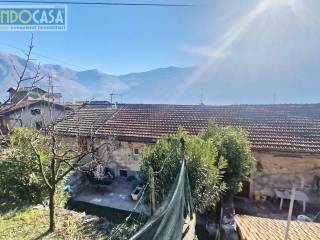 Casa indipendente in vendita a carate urio via mazzaina, 16