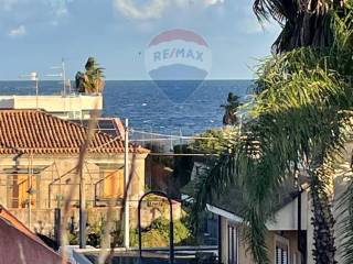 Casa indipendente in vendita ad acireale via torrisi, 9