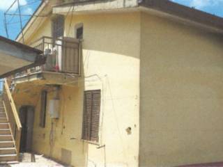 Appartamento all'asta ad aprilia via sinello