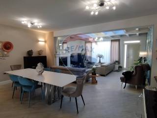 Villa a schiera in vendita a pachino via taranto, 18