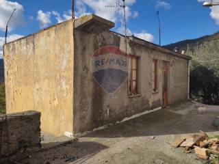 Casa indipendente in vendita a casalvecchio siculo contrada fadarechi, 22