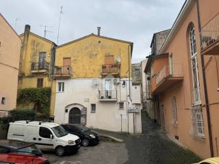 Appartamento in vendita a venafro via san rocco, 5