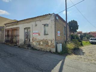 Casa indipendente in vendita a reggio di calabria via croce valanidi, 40