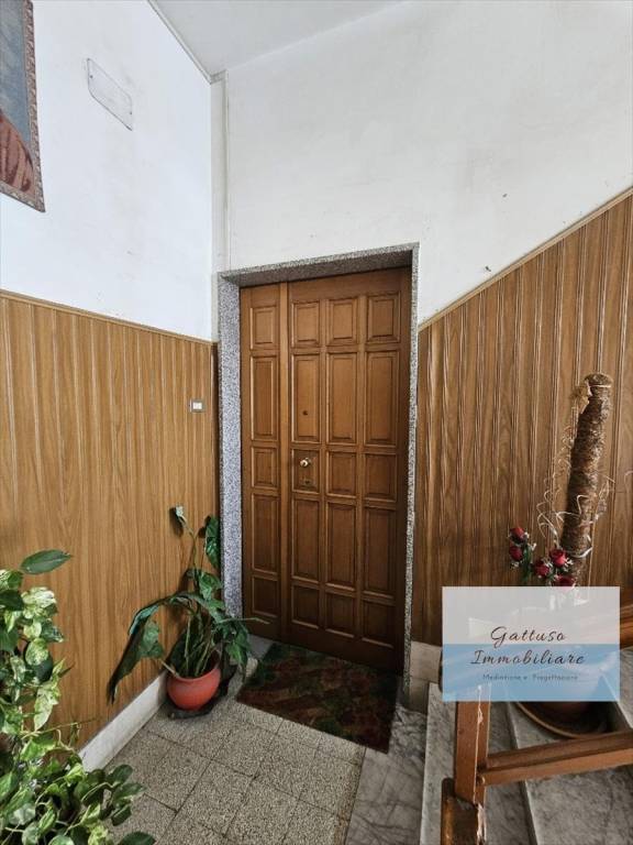 appartamento in vendita a Reggio di Calabria in zona Sbarre