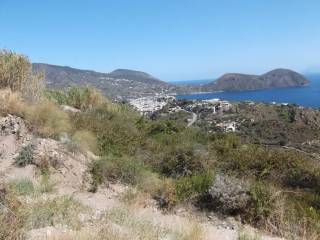 Terreno agricolo all'asta a lipari localita` cappero soprano 98050 lipari me, italia