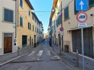 Negozio in affitto a san casciano in val di pesa 