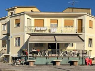 Hotel in vendita a villanova sull'arda 