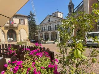 Villa bifamiliare in vendita a vesime piazza vittorio emanuele ii