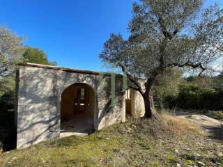 Casale in vendita a ostuni contrada pascarosa