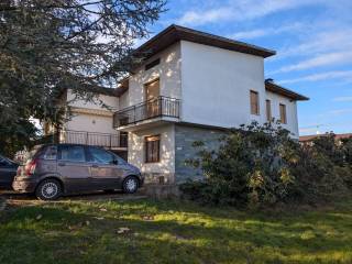 Villa bifamiliare in vendita a cerrione via monte bianco, 16c