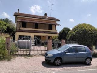 Casa indipendente all'asta a boretto via cecoslovacchia, 9/b