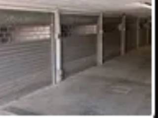 Garage in vendita a bari via giovanni gentile, 90